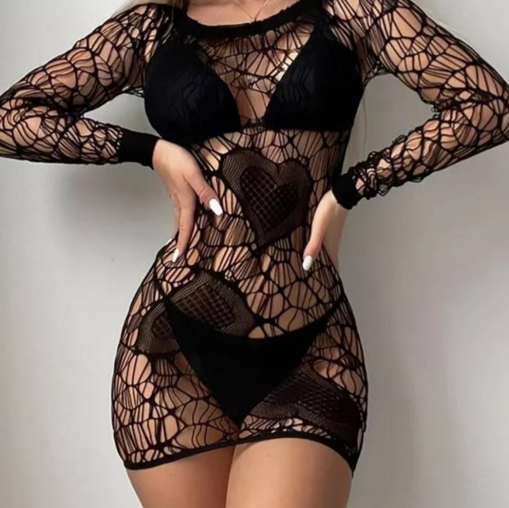 Fishnet Heart Dress - Picture 2 of 10